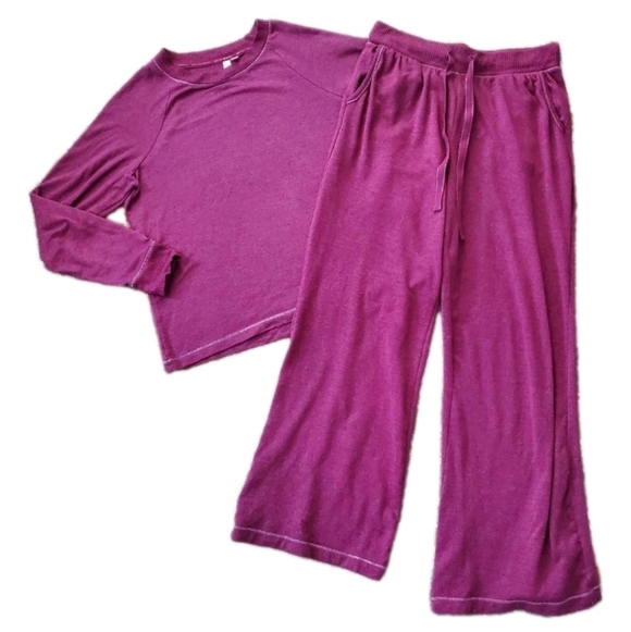 Joyspun Other - JOYSPUN Wide Leg Lounge Pajama Set Metallic Stitching S